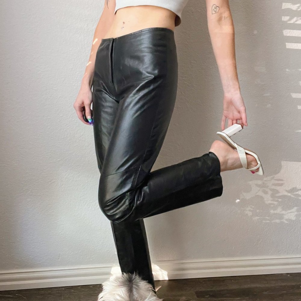 Vintage Hugo Buscati 100% Leather Black Straight Leg Trouser Pants size 4 Small